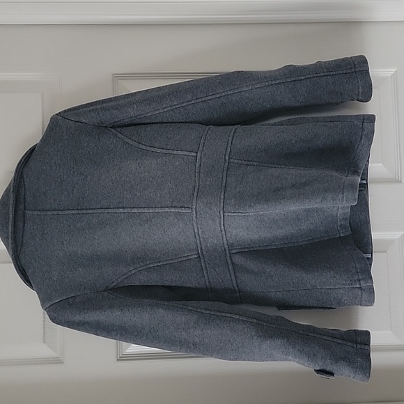 Iris Basic Jacket - Picture 2 of 4